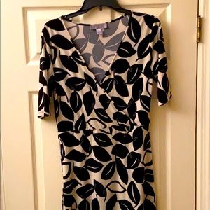 Cute dress with tie in the back